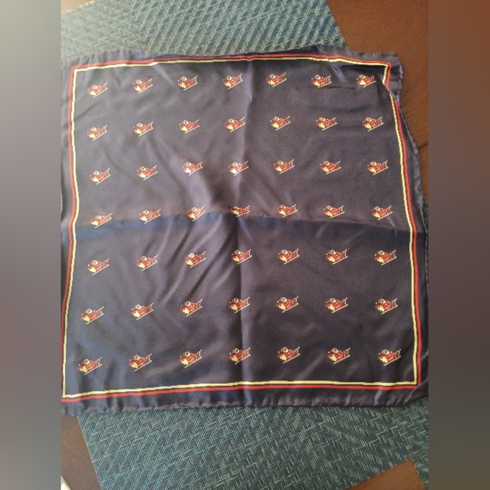 Ashear 100% Silk Christmas pocket square/handkerchief